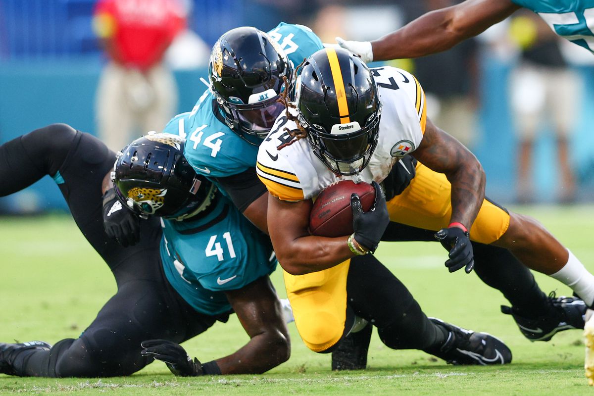 PFF CB rankings have Pittsburgh Steelers fans scratching their heads -  Behind the Steel Curtain