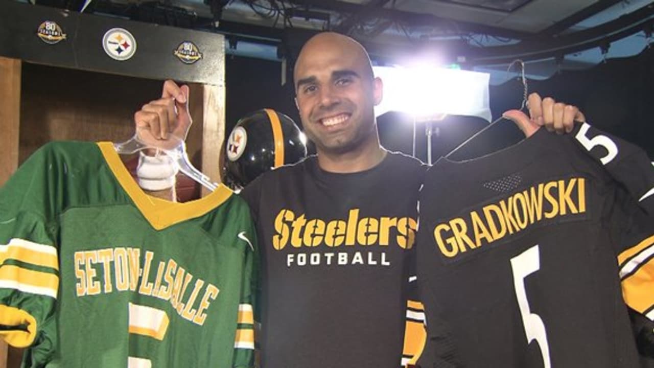 Bruce Gradkowski steps in for remainder of Pittsburgh Steelers