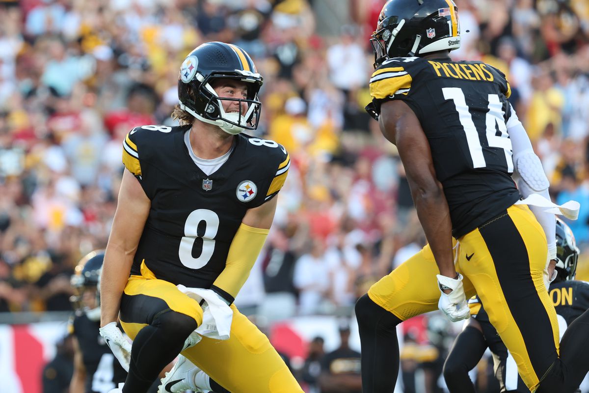 Running game helps Steelers QB Kenny Pickett find his groove on