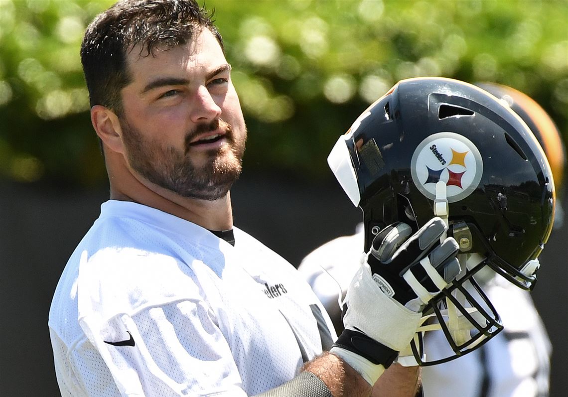 Steelers Superfan “Jersey Jerry” Lobbies For Team To Pursue 3-Time Pro Bowl  Veteran LT In Free Agency And It Might Be Working