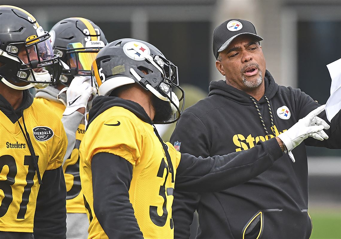 Steelers Defensive Coordinator Teryl Austin Addressed The Alarming