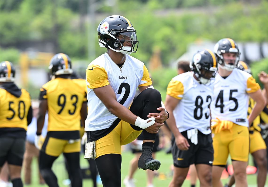 Steelers Justin Fields Leads Terrible Offensive Effort In First 7 Shots Drill Of 2024 9917