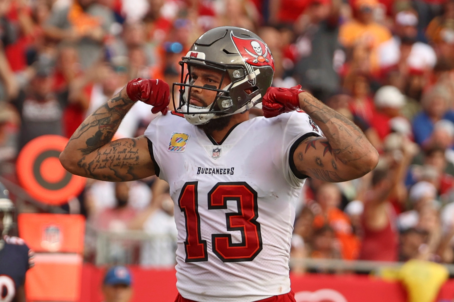 Mike Evans Jerseys, Mike Evans Shirts, Apparel, Mike Evans Gear