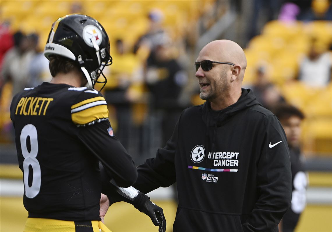 Steelers QB Kenny Pickett out with left knee injury