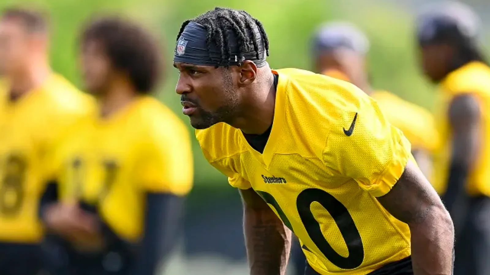 Steelers' Patrick Peterson Believes Rookie Joey Porter Jr. Has 'All The  Intangibles' To Have A Better Career Than The Future Hall of Famer