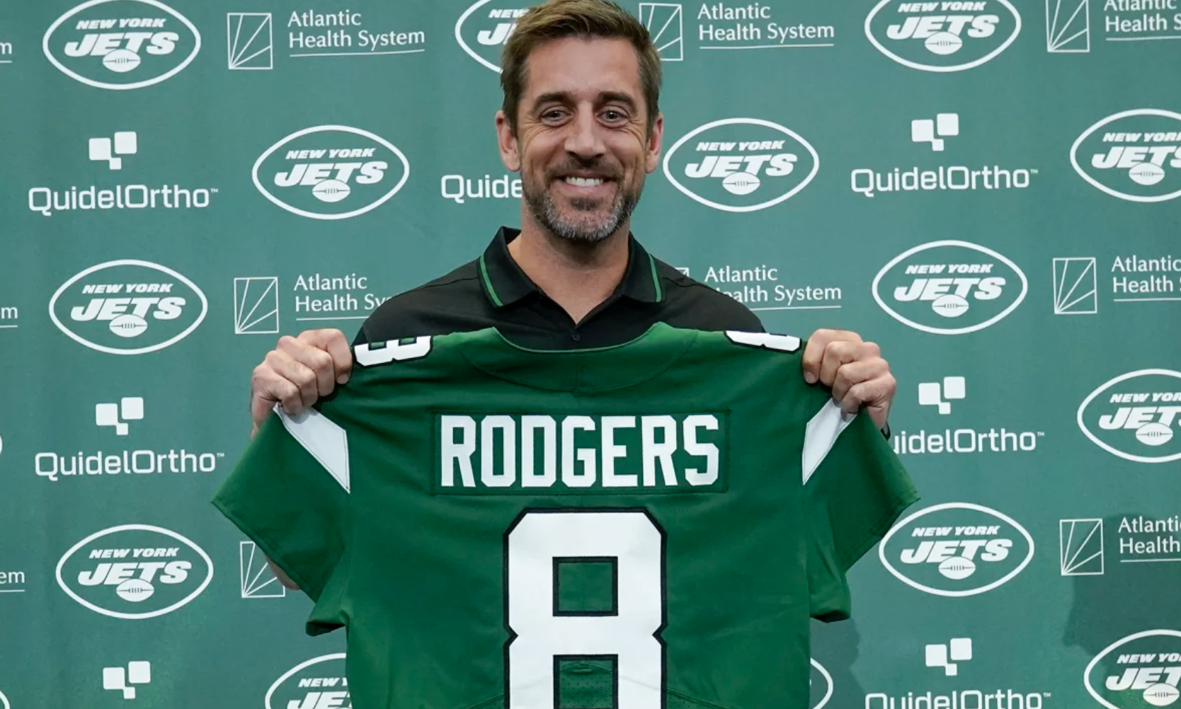 New York Jets Twitter Has Hilarious Post After Aaron Rodgers Announcement