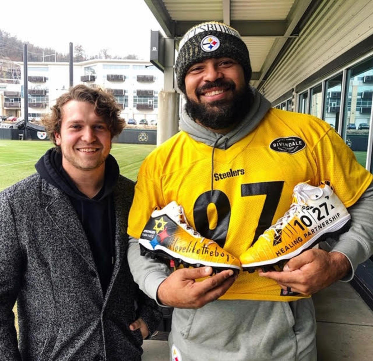 Steelers' Cameron Heyward grills Kenny Pickett for wedding snub