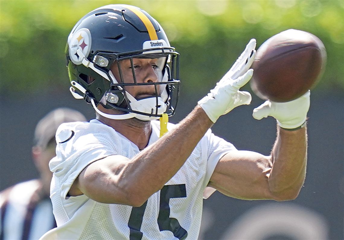 Back at center, Kendrick Green is hoping 2023 will equate in a larger role  with the Steelers - Behind the Steel Curtain