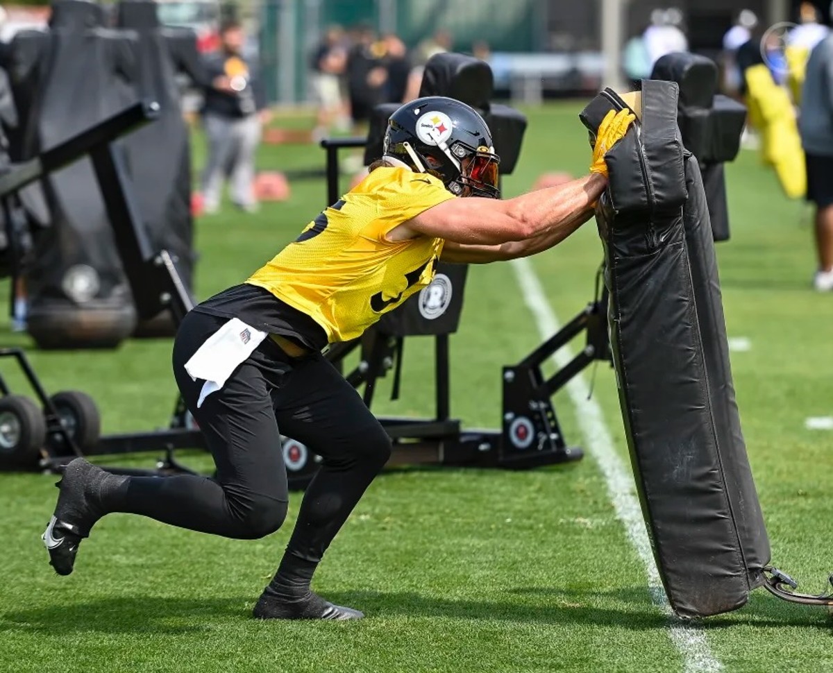 Steelers New Linebacker Cole Holcomb Will Completely Replace Myles