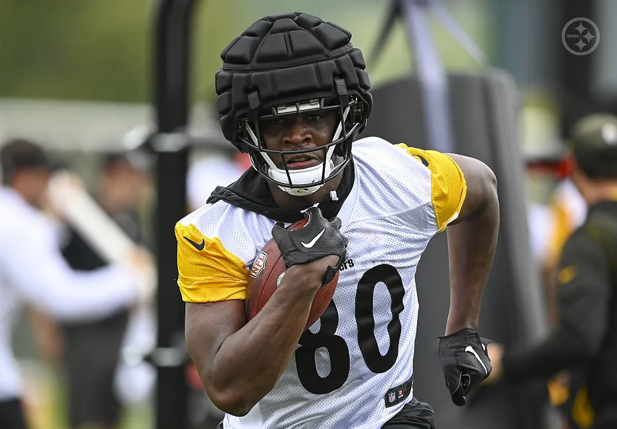 steelers padded helmet