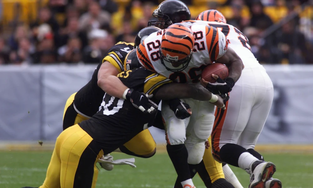 Corey Dillon wishes to mend fences with Bengals