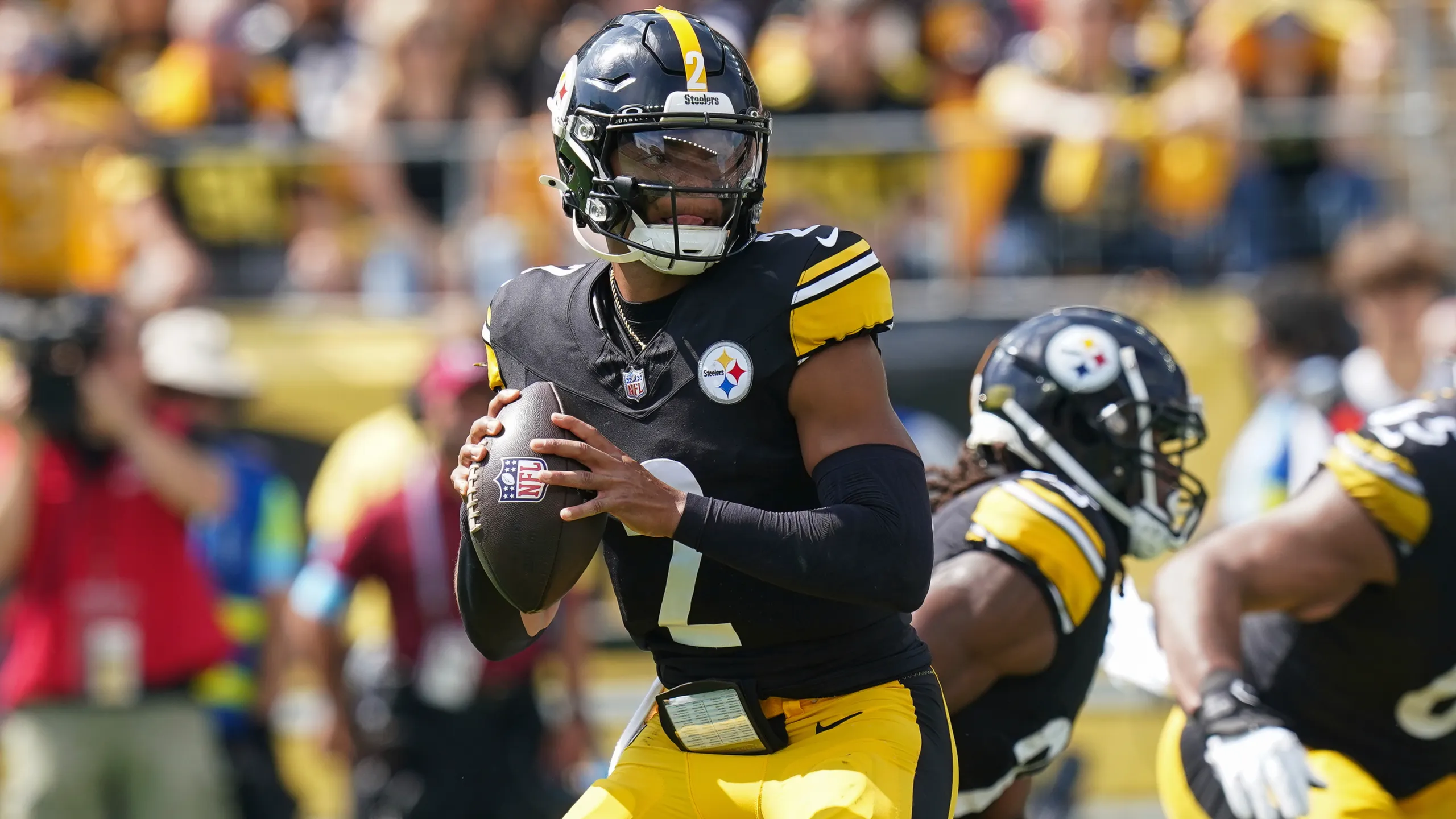 Steelers' OC Arthur Smith Admits They're Trying To Unleash Justin ...