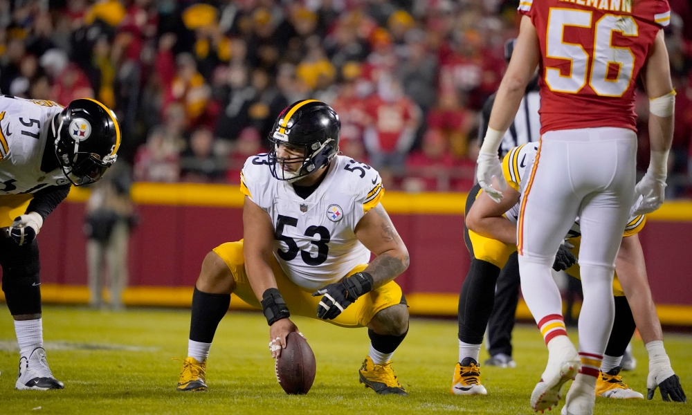 Maurkice Pouncey Gives Steelers Rookie Kendrick Green His Blessing to Wear  No. 53 - Steelers Now