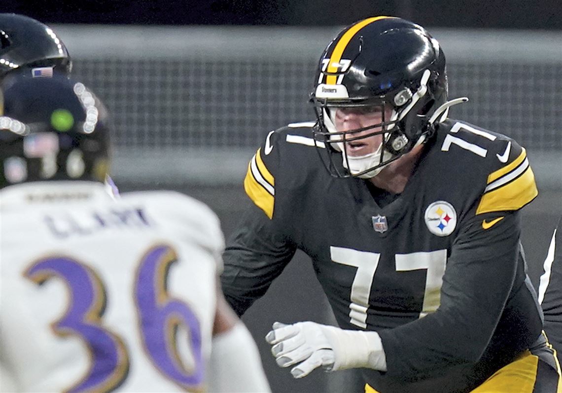 Steelers Allowed A Perfect Young Backup Center Option To Walk During Free  Agency To Titans; Now It's A Massive Problem