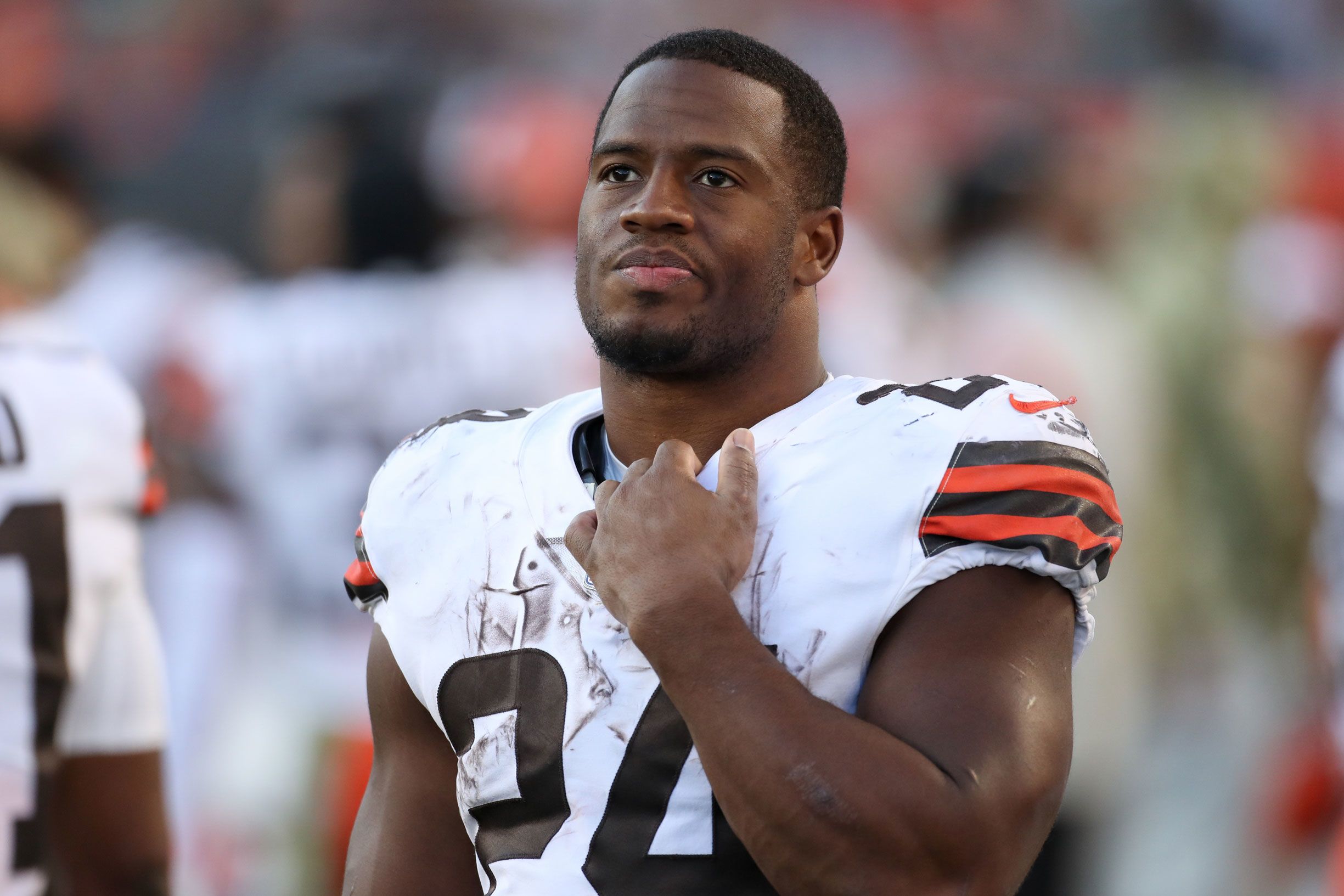 Nick Chubb suffers horrific injury on 'Monday Night Football'