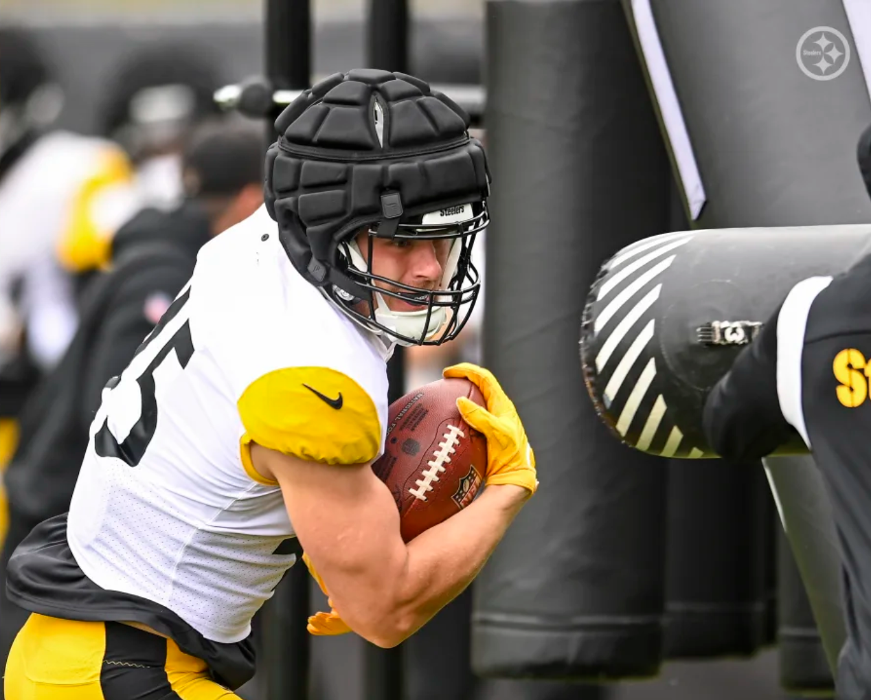 Steelers Now Bring Back Familiar Faces To 2024 Practice Squad