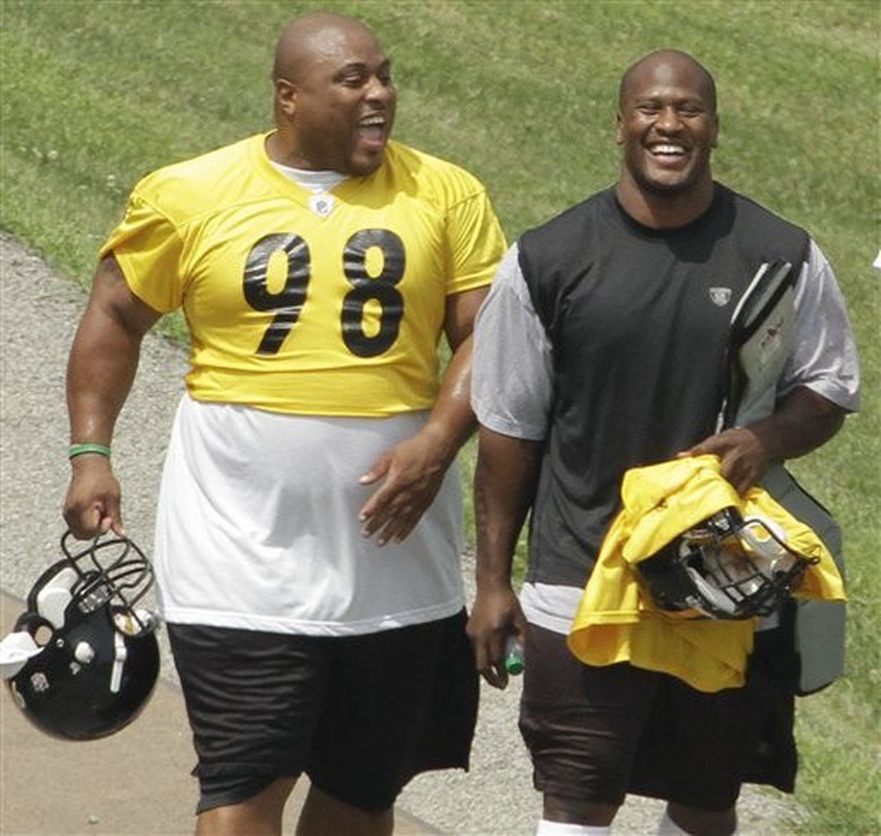 Burgh's Best to Wear It, No. 98: Steelers' Casey Hampton at front of top  NFL defenses