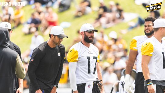 Steelers Skylar Thompson Tom Arth Steelers Skylar Thompson Tom Arth