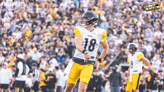 Steelers Will Howard Aaron Rodgers