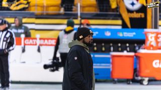 Steelers Mike Tomlin Does Not Warrant Elite Coaching Pay According To NFL Insider (Mike Tomlin News). Photo by Jordan Schofield / Steeler Nation (Twitter: JSKO_PHOTO)