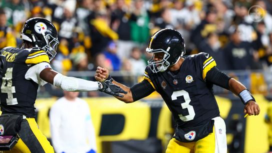 Steelers' Russell Wilson and George Pickens during the Week 7 game against the New York Jets
