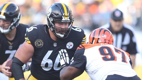 Steelers' David DeCastro Opens Up About The Controversial Playoff Win Over Bengals. Photo by Getty Images