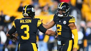 Steelers' Mike Tomlin Tells The Truth About Who Will Be Quarterback In 2025: "We Don't Have A QB" (Steelers News). Photo by Getty Images