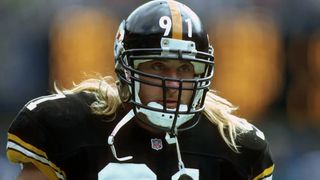 Steelers' Kevin Greene Revealed What Fans Never Knew About Leaving Pittsburgh (Steelers News). Photo by Getty Images