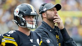 Steelers' Ben Roethlisberger Detailed The Exact Moment He Started To Seriously Respect Duck Hodges (Steelers News). Photo by Gene Puskar / AP