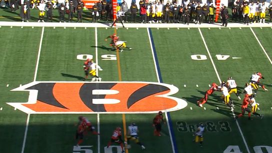 Steelers Get Bizarre Explanation From Ref After George Pickens Was Forced Down On Bengals' Pick Six (Steelers News)