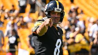 Steelers’ Aaron Rodgers Saga Just Got More Complicated After Odd Development (Steelers News). Photo by Karl Roser / Pittsburgh Steelers