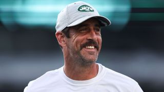 ESPN Insider: Steelers Continue To Remain In Contact With Aaron Rodgers; Have Date Circled On Calendar To Have Him By (featured). Photo by Dustin Satloff / Getty Images