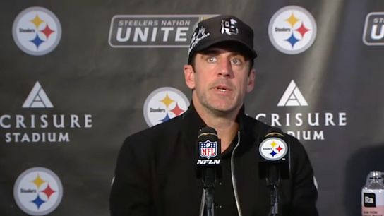 Aaron Rodgers Puts Steelers' Controversial Running Back Talk To Bed (Steelers News)