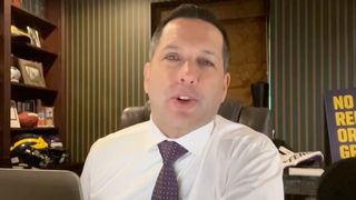 Adam Schefter Sparks Panic With Nightmare Prediction About Steelers' Mike Tomlin's Future In Pittsburgh (Steelers News). Photo by The Pat McAfee Show