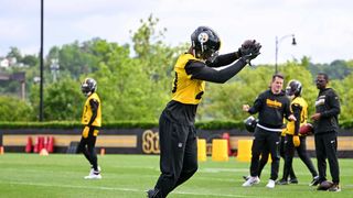 Report: Steelers' New Addition Darius Slay Has An Injury (Steelers News). Photo by Gene J. Puskar / AP Photo