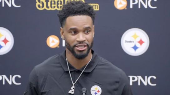 Darius Slay Was Clearly Scared By Steelers Quarterback Uncertainty But Trusts Mike Tomlin. Photo by Steelers.com