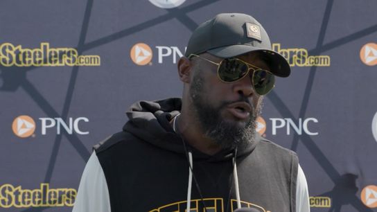 Steelers’ Mike Tomlin Likely Bluffing To Raise Trade Value Of 1 Talented Player (Steelers News)
