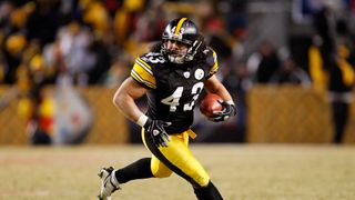 Steelers' Troy Polamalu Took A Huge Risk Going Rogue On Dick LeBeau's Defense (Steelers News). Photo by New York Times Photo
