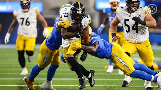 Steelers Fans Baffled By Mike Tomlin's Odd Excuse For Abandoning The Run Game (Steelers News)