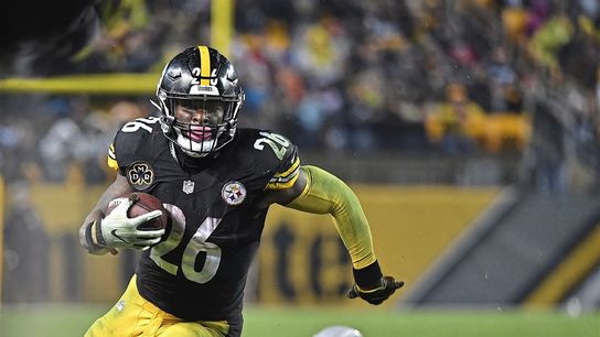 Steelers' Le'Veon Bell Takes Direct Shot At Kevin Colbert For 2018 Contract Drama (Steelers News)