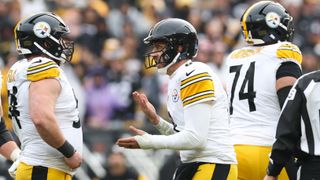 Steelers' Aaron Rodgers Will Have Say In A Big Roster Move For Pittsburgh (Steelers News). Photo by Scott Galvin / Imagn Images