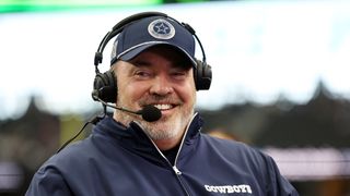 Steelers' Mike McCarthy May Be Tempted To Go After Savvy QB: "He's Liking What He's Seeing" (Steelers News). Photo by Tim Heitman / Imagn Images