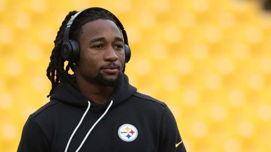 Steelers’ Mike Tomlin Detailed Why Asante Samuel Jr. Got His Week 13 Shot: “It Was Less About [Darius] Slay”. Photo by Charles LeClair / Charles LeClair-imagn images