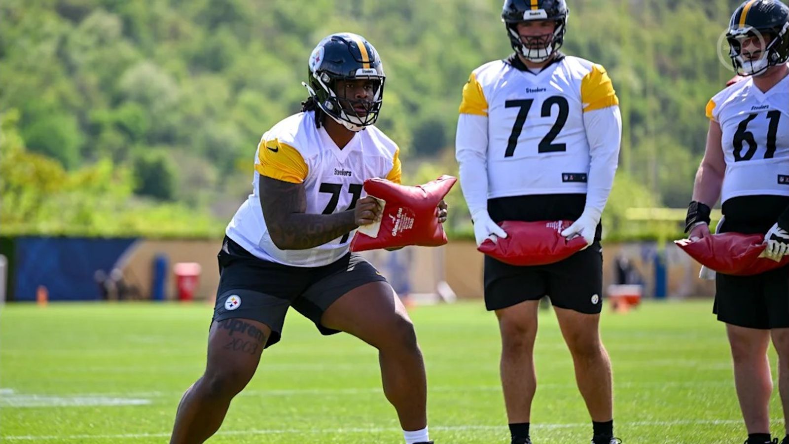 Steelers' Max Iheanachor Has A Major Luxury Going Into His Rookie Season (Steelers News). Photo by Karl Roser / Pittsburgh Steelers