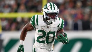 Steelers’ Aaron Rodgers Has Truth Bomb Dropped By Breece Hall (Steelers News). Photo by Ed Mulholland / Imagn Images