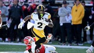 Steelers' Rookie Kaleb Johnson's "Smooth" Play Is Very Similar To Former Division Rival (Steelers News). Photo by G Fiume / Getty Images