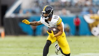 Teammate Of Steelers' Roman Wilson Gives Direct Comment About Wide Receiver's Work Ethic (Steelers News). Photo by Morgan Tencza / Imagn Images