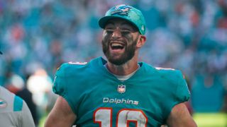 Steelers' Polarizing Quarterback Room Gets Defended After AFC North Rival's Many Questionable Decisions (Steelers News). Photo by Andres Leiva / Palm Beach Post