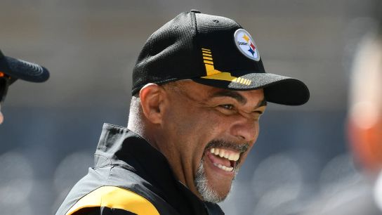 Steelers' Teryl Austin Calls Out Chuck Clark For Multiple Failed Chances Despite Week 16 Win (Steelers News)