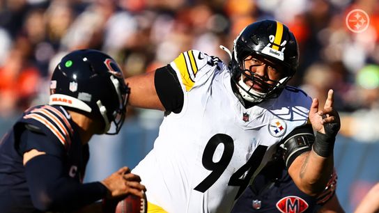 Steelers defensive lineman Derrick Harmon chases Bears quarterback Caleb Williams during Pittsburgh's 31-28 loss in Week 12 of the 2025 NFL Season.